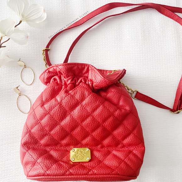 Jessica Simpson Red Quilted Bucket Bag - Picture 1 of 9